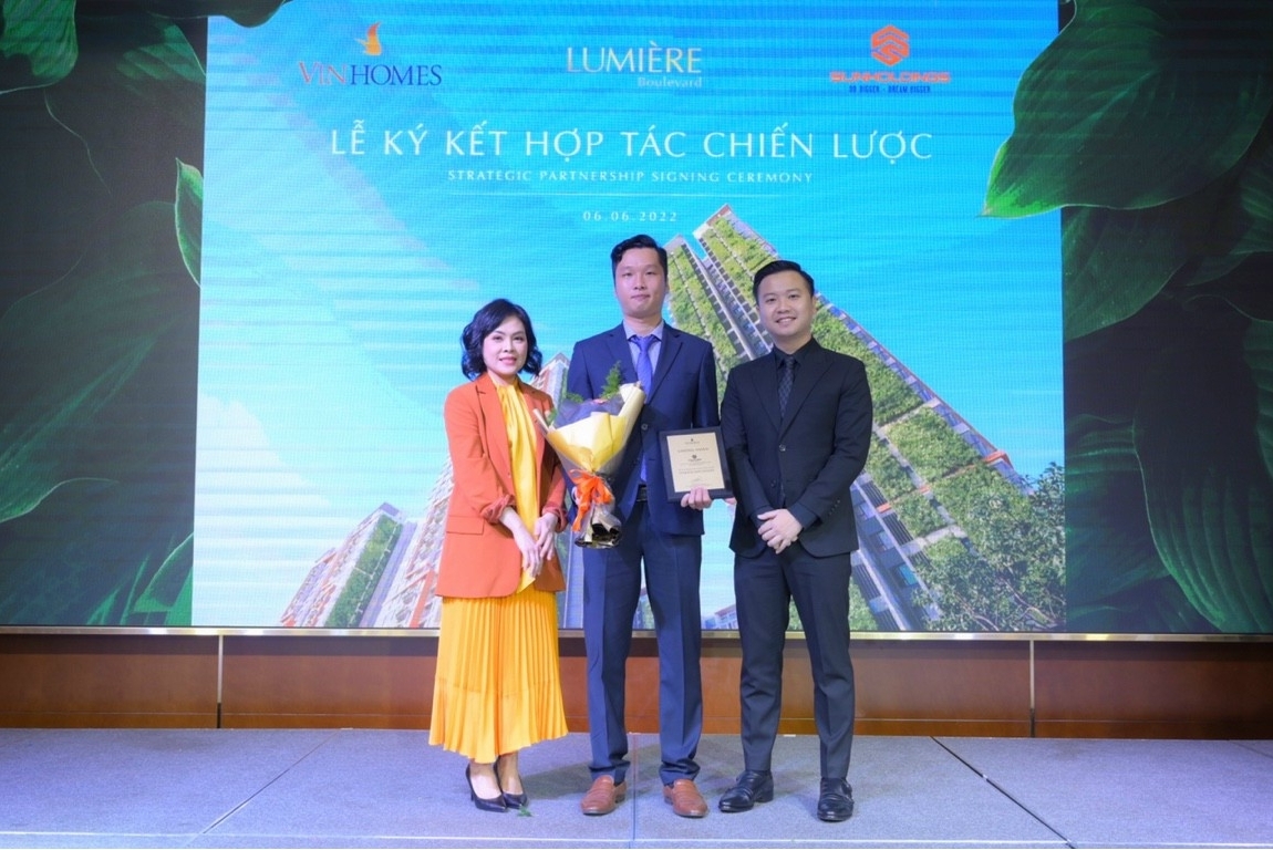 Sunholdings chính thức trở thành đối tác phân phối Link Trang Chủ PG88.Com Mới #2026 Lumière Boulevard.