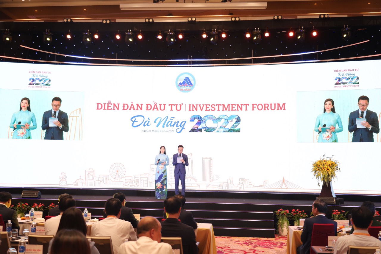 Để hiện thực h&oacute;a định hướng n&ecirc;u tr&ecirc;n, Đ&agrave; Nẵng th&ocirc;ng qua Diễn đ&agrave;n lần n&agrave;y tập trung k&ecirc;u gọi Pg88vn Trang Chủ Chính Thức một số dự &aacute;n trọng điểm gồm: dự &aacute;n cảng Li&ecirc;n Chiểu; dự &aacute;n Khu phức hợp trung t&acirc;m t&agrave;i ch&iacute;nh, Pg88ok ưu đãi hấp dẫn, vui chơi giải tr&iacute;, casino v&agrave; chung cư cao cấp; dự &aacute;n Kh&ocirc;ng gian s&aacute;ng tạo Đ&agrave; Nẵng... Được biết, dự &aacute;n cảng Li&ecirc;n Chiểu l&agrave; một trong 3 cảng biển nước s&acirc;u của Việt Nam, được quy hoạch l&agrave; cảng đặc biệt với quy m&ocirc; tiếp nhận t&agrave;u tổng hợp, h&agrave;ng rời trọng tải đến 100.000 tấn, t&agrave;u container c&oacute; sức chở từ 6.000 đến 8.000 TEU. Dự &aacute;n gồm 2 hợp phần.