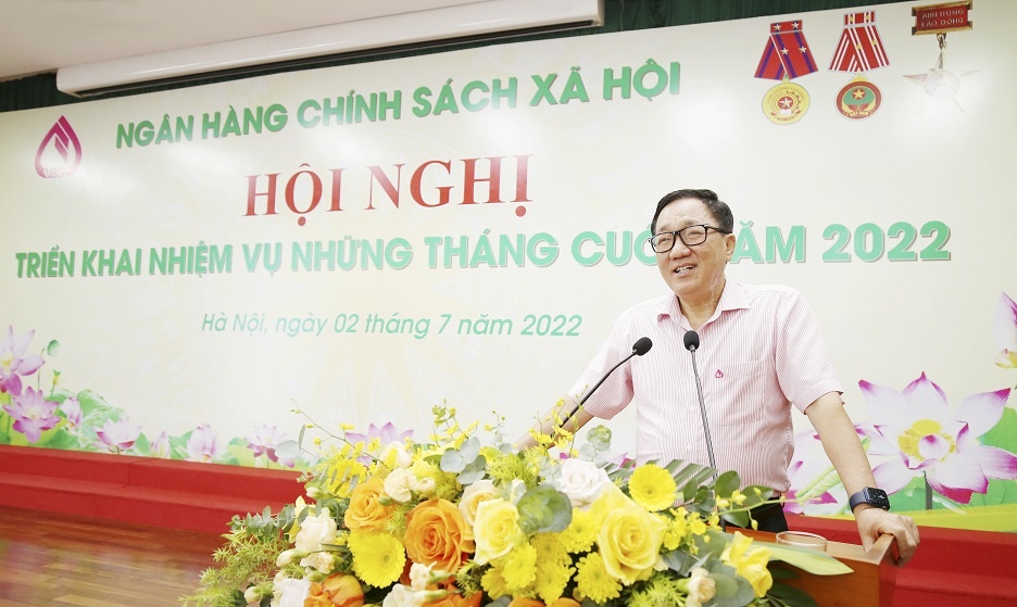Tổng Gi&aacute;m đốc Ng&acirc;n h&agrave;ng Ch&iacute;nh s&aacute;ch X&atilde; hội Dương Quyết Thắng ph&aacute;t biểu tại hội nghị.