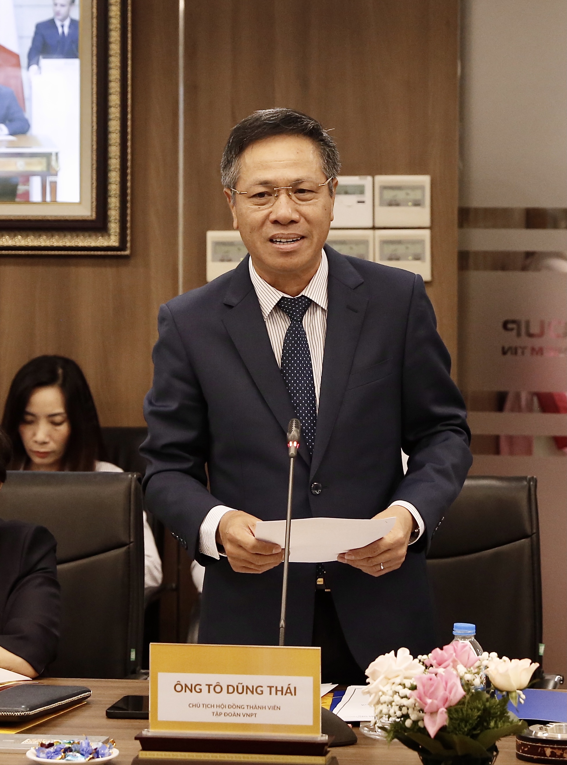 &Ocirc;ng T&ocirc; Dũng Th&aacute;i, Chủ tịch Hội đồng Th&agrave;nh vi&ecirc;n Tập đo&agrave;n VNPT ph&aacute;t biểu tại sự kiện.