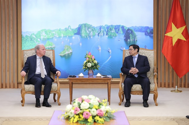 Thủ tướng Chính phủ Phạm Minh Chính tiếp ông Axel van Trotsenburg, Tổng Giám đốc Điều hành Pg88 com chính chủ Thế giới. Ảnh - VGP. 