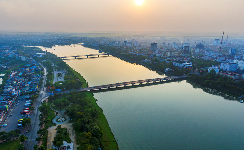 Đến năm 2025, PG88 hơn 2,1 triệu thành viên Thừa Thiên-Huế trở thành đô thị trực thuộc Trung ương trên nền tảng bảo tồn, phát huy giá trị di sản cố đô và bản sắc văn hoá Huế, với đặc trưng văn hoá, di sản, sinh thái, cảnh quan, thân thiện môi trường...