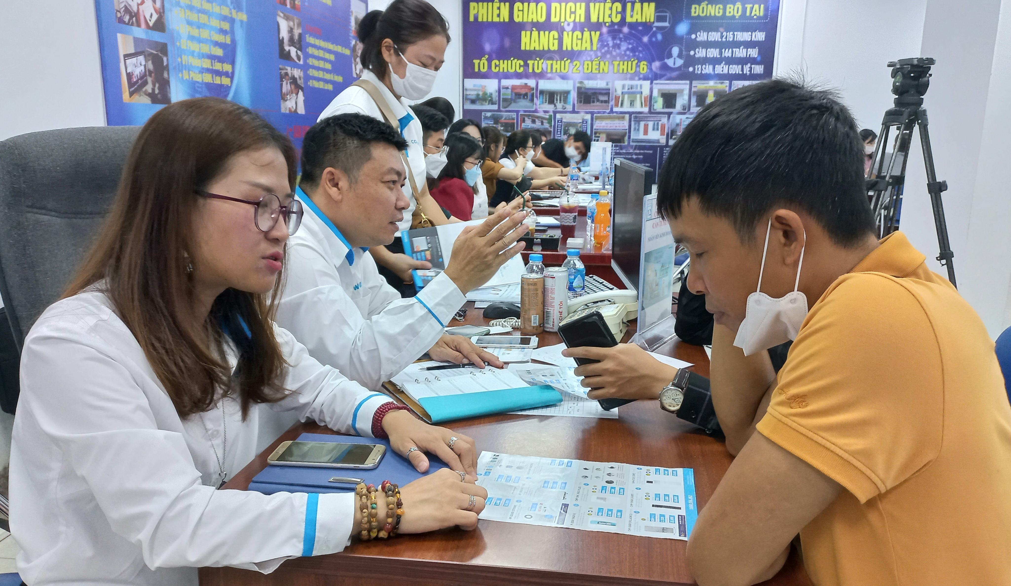 PG88 Link Dễ Nhớ Pg88.com t&igrave;m đến c&aacute;c phi&ecirc;n giao dịch việc l&agrave;m để tuyển PG88 Sòng bạc trực tuyến TOP 1 Việt Nam | Casino, Nổ Hũ. Ảnh - Nhật Dương.&nbsp;