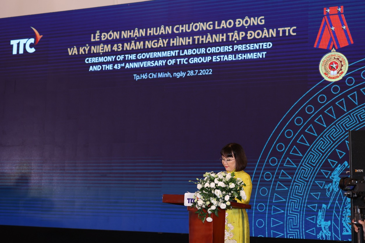 B&agrave; Huỳnh B&iacute;ch Ngọc - Ph&oacute; Chủ tịch Thường trực, Tổng gi&aacute;m đốc Tập đo&agrave;n TTC cam kết tr&ecirc;n chặng đường sắp tới sẽ tiếp tục đảm bảo ph&aacute;t triển bền vững, h&agrave;i h&ograve;a giữa chiến lược PG88 Uy Tín Số 1 Việt Nam v&agrave; tr&aacute;ch nhiệm x&atilde; hội.