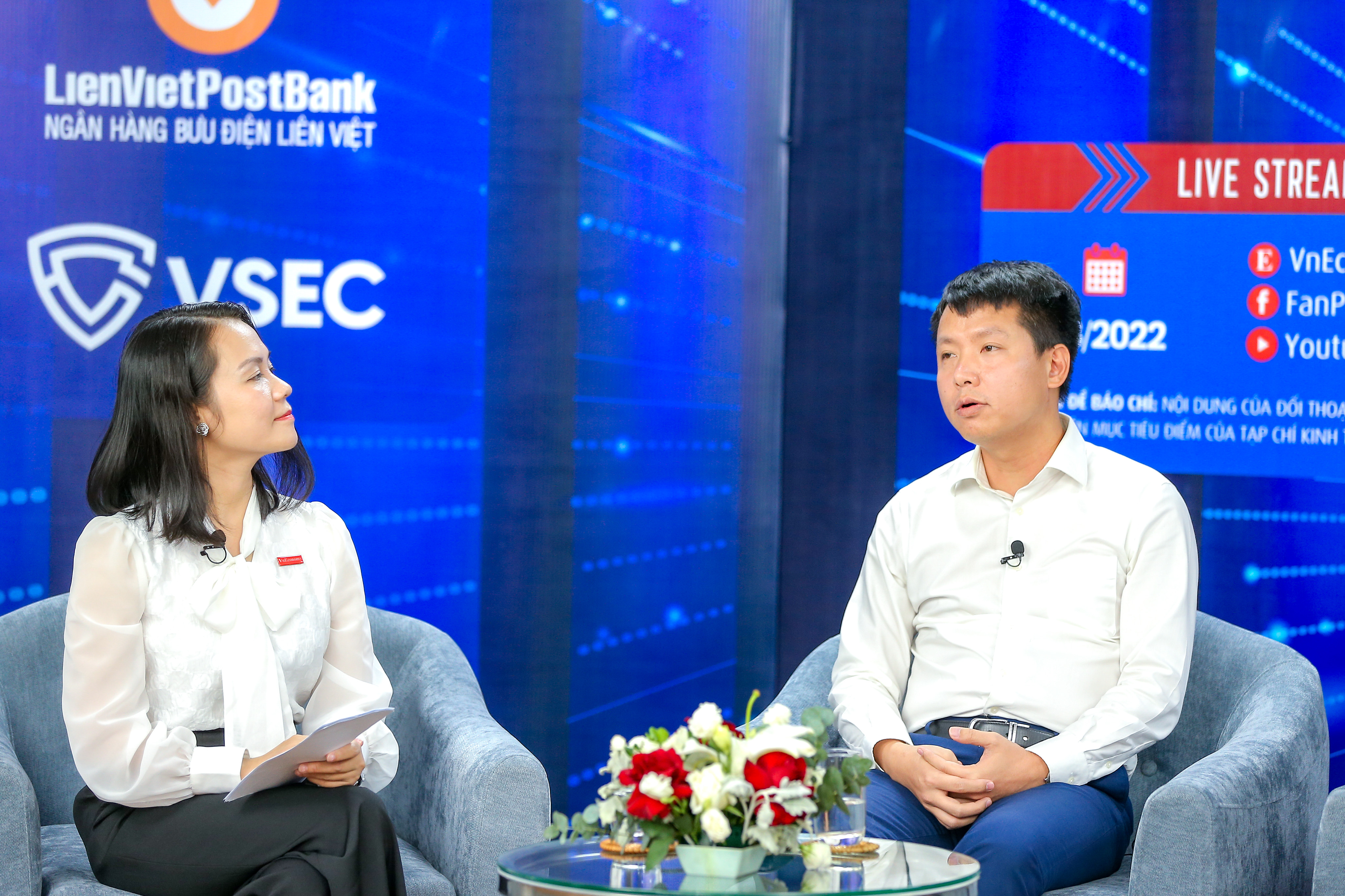 Chuy&ecirc;n gia chia sẻ tại&nbsp;Đối thoại &ldquo;Đối ph&oacute; với tội phạm c&ocirc;ng nghệ mạo danh tổ chức t&agrave;i ch&iacute;nh, ng&acirc;n h&agrave;ng&rdquo;do 6PG88VN tổ chức/Ảnh: Chu Xu&acirc;n Khoa.
