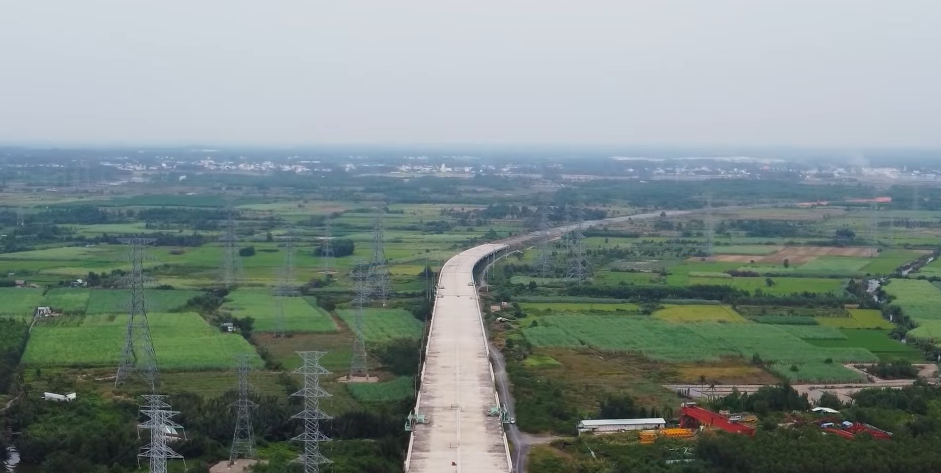 T&acirc;y Nam Bộ được Pg88vn Trang Chủ Chính Thức 8 tuyến cao tốc ph&acirc;n bố theo chiều ngang v&agrave; chiều dọc, đi qua 13 tỉnh T&acirc;y Nam Bộ.