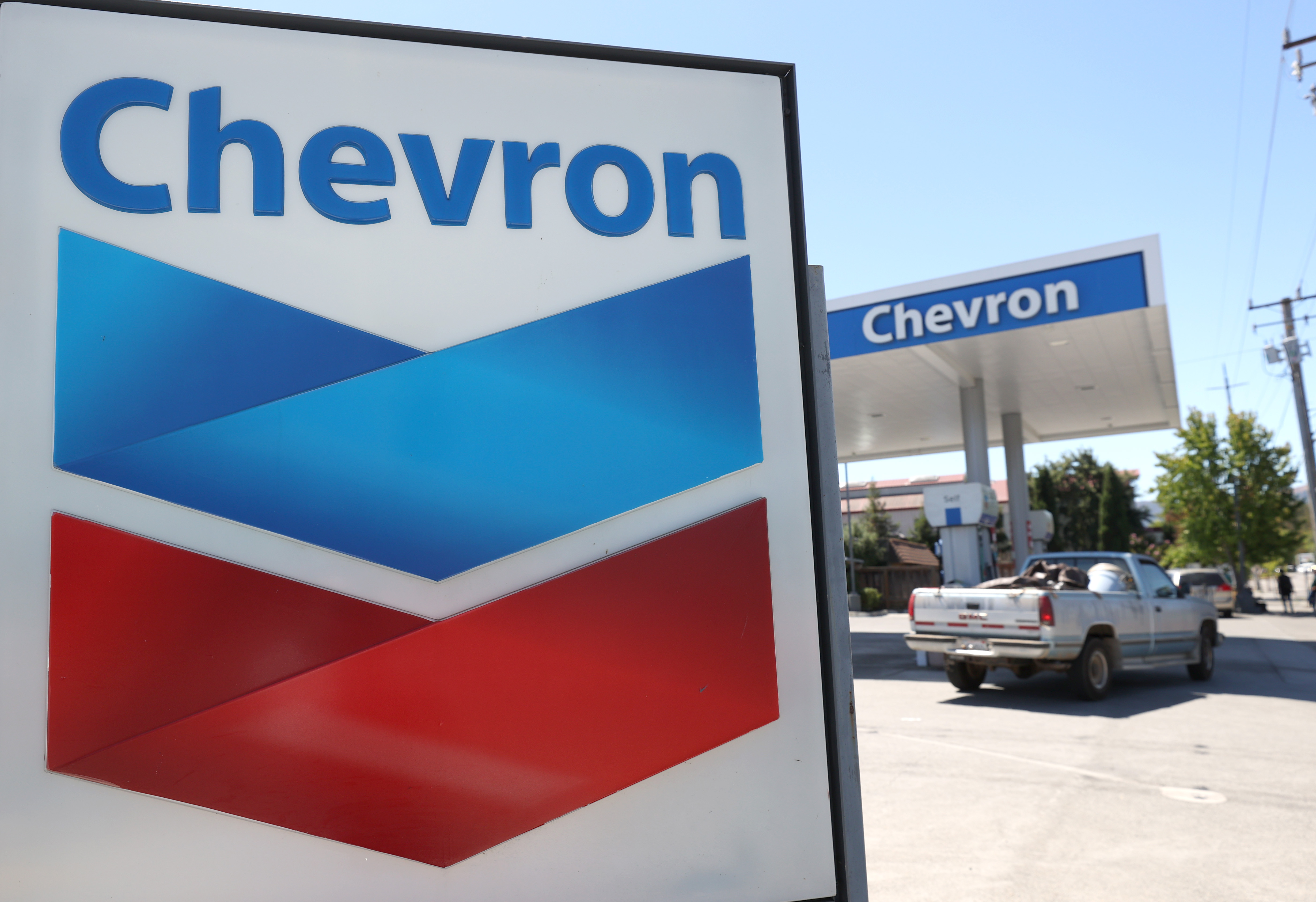 &Ocirc;ng Buffett Pg88vn Trang Chủ Chính Thức v&agrave;o cổ phiếu Chevron v&igrave; tin rằng gi&aacute; dầu sẽ c&ograve;n tăng - Ảnh: Getty Images