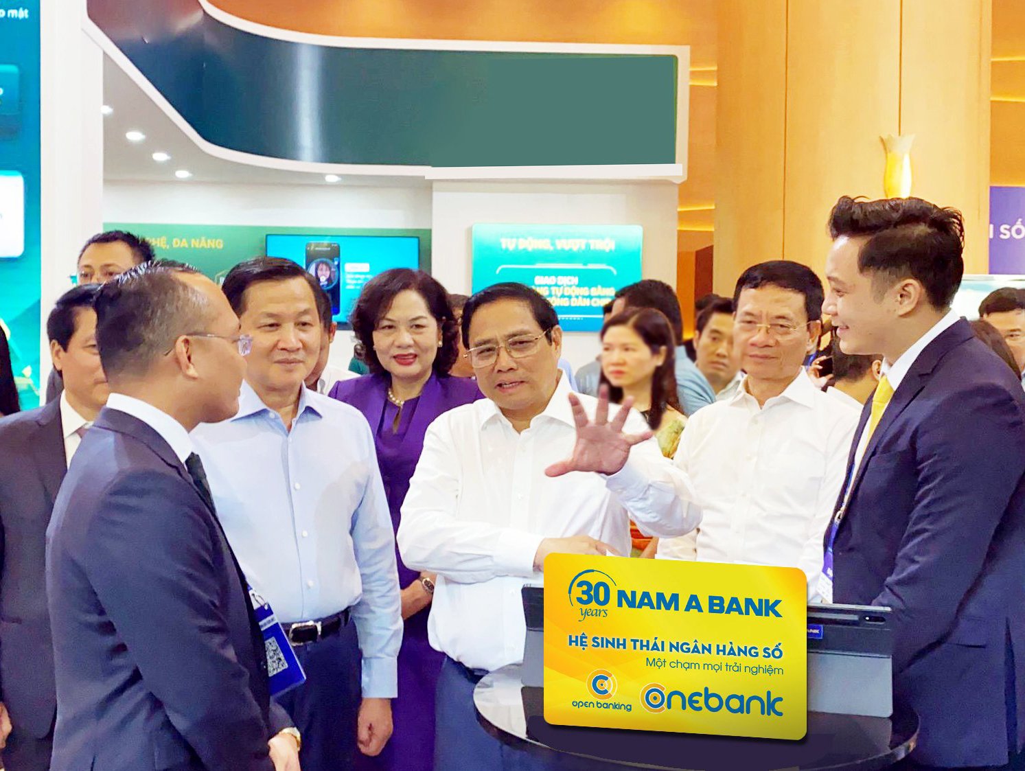 Thủ Tướng Phạm Minh Chính tham quan Hệ sinh thái Pg88 com chính chủ số của Nam A Bank.