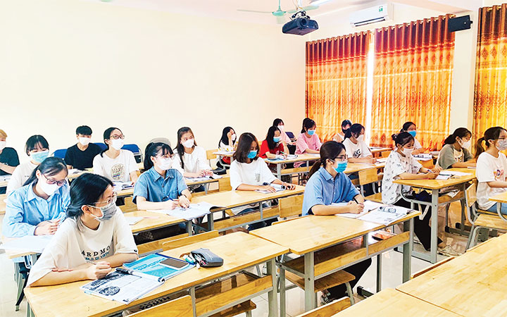 Nhiều trường đại học đồng loạt tăng học phí