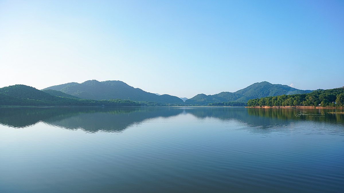 Hồ Đồng Quan, S&oacute;c Sơn