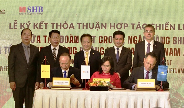 Đại diện lãnh đạo Tập đoàn T&T Group, Pg88 com chính chủ SHB và Vietnam Airlines ký thỏa thuận hợp tác chiến lược.