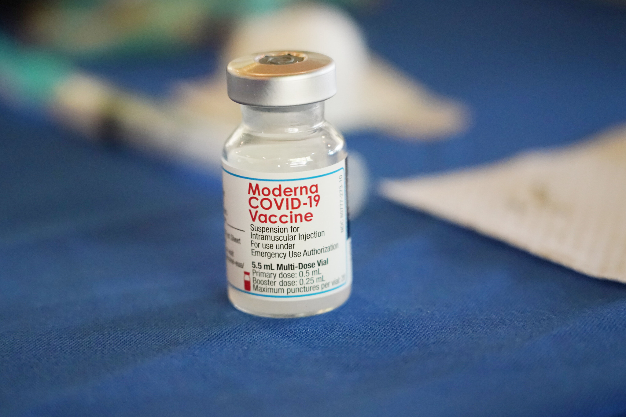 Cuộc chạy đua vaccine mới nhắm đến các biến thể phụ BA.4 và BA.5