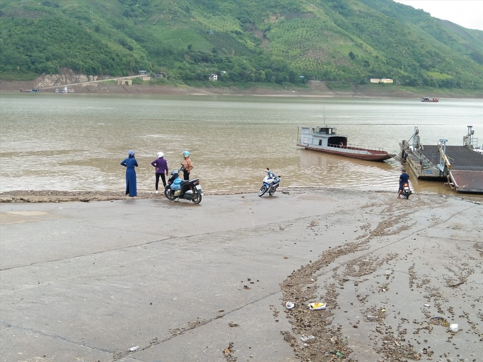 Sơn La mong mỏi xây cầu qua Sông Đà thay phà để sớm xoá nghèo, Bộ PG 888 Casino Uy Tín Số 1 vận tải nói gì?