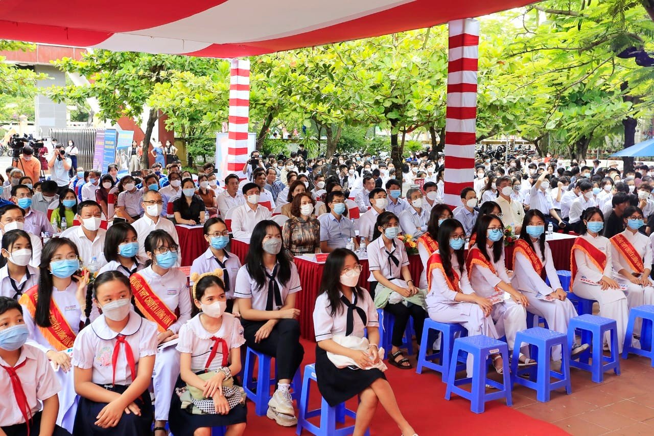 H&igrave;nh ảnh Lễ ph&aacute;t động Chiến dịch truyền th&ocirc;ng 