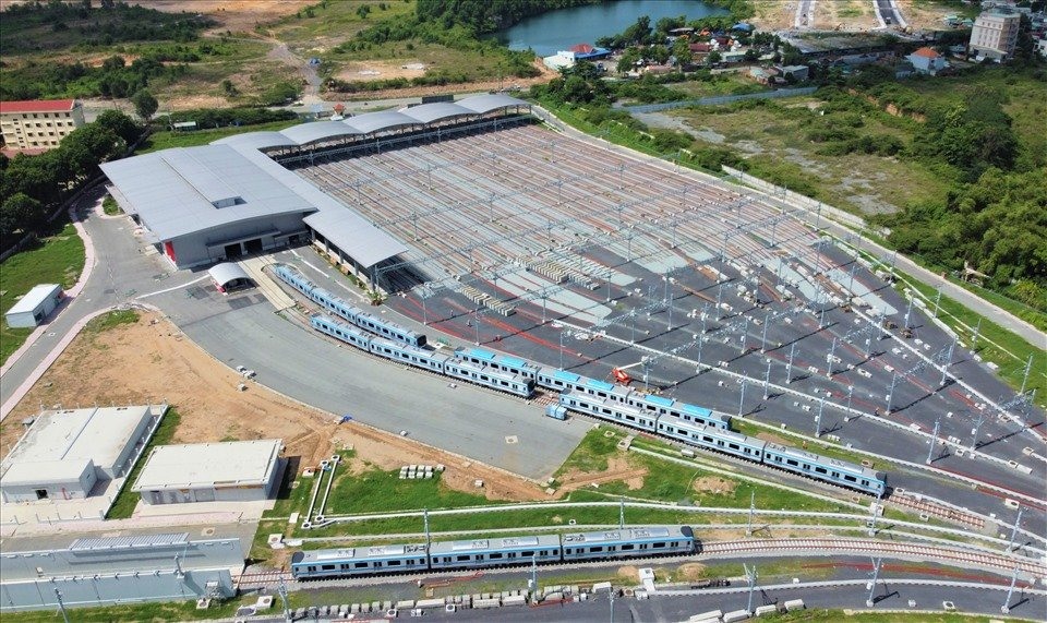 Depot Long B&igrave;nh, nơi tập kết to&agrave;n bộ c&aacute;c đo&agrave;n t&agrave;u của dự &aacute;n metro số 1 Bến Th&agrave;nh - Suối Ti&ecirc;n sau khi nhập về Việt Nam.