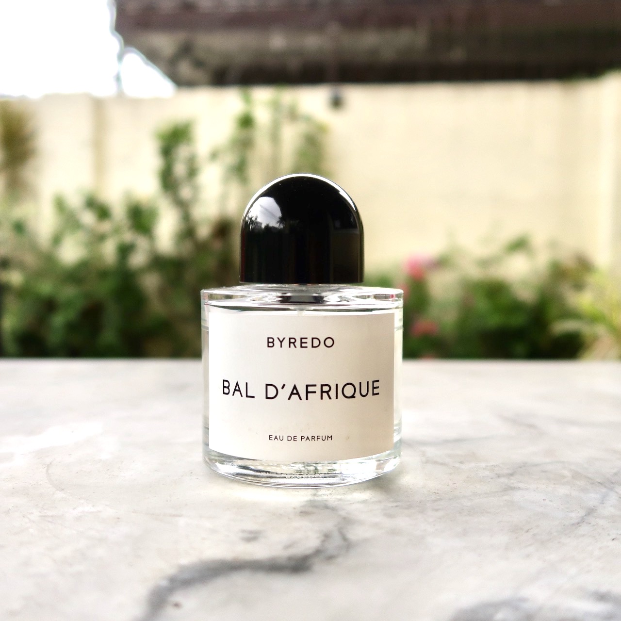 Byredo được biết đến nhiều nhất với d&ograve;ng nước hoa Bal d'Afrique với mức gi&aacute; 140 Euro/chai 50ml.