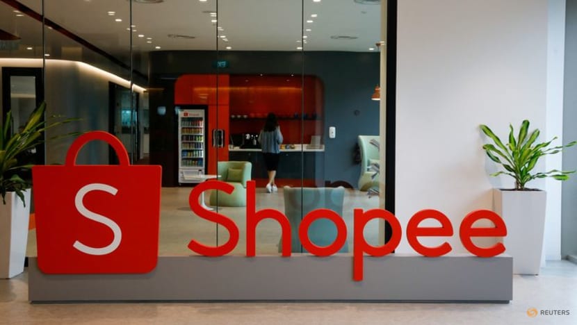 Công ty mẹ lỗ nặng, Shopee hủy ngang hàng loạt vị trí dù đã gửi thư mời nhận việc