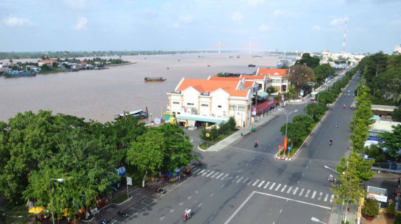 Tỉnh Tiền Giang lu&ocirc;n ch&agrave;o đ&oacute;n c&aacute;c nh&agrave; Pg88vn Trang Chủ Chính Thức trong v&agrave; ngo&agrave;i nước. Ảnh: Th&agrave;nh phố Mỹ Tho b&ecirc;n bờ s&ocirc;ng Mỹ Tho (s&ocirc;ng Tiền) thơ mộng nổi tiếng miền T&acirc;y Nam Bộ.