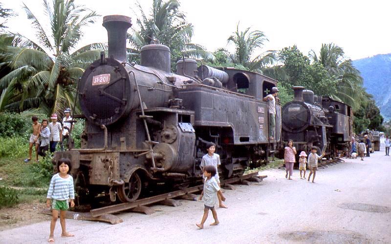 Những đầu m&aacute;y xe lửa b&aacute;nh răng cưa cuối c&ugrave;ng của tuyến Th&aacute;p Ch&agrave;m - Đ&agrave; Lạt, sau khi bị 
