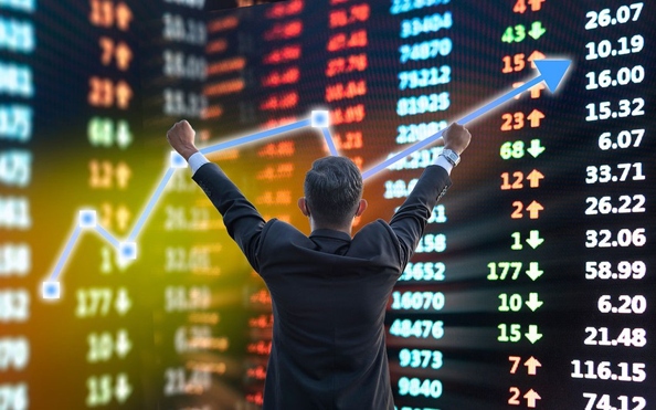 VN-Index có thể thủng đáy tháng 6 nhưng cuối năm vẫn đạt 1.330 điểm?