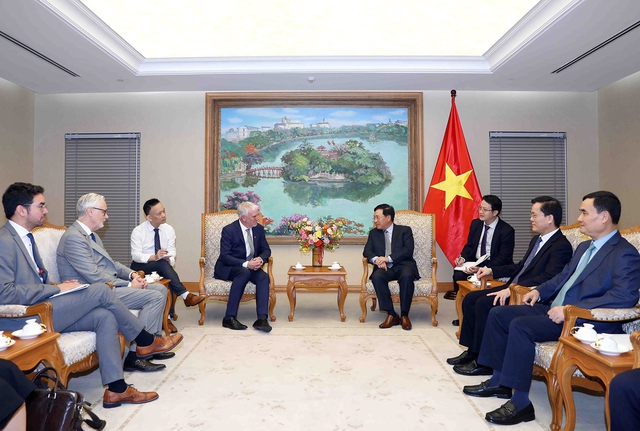 Phó Thủ tướng Thường trực Phạm Bình Minh tiếp Quốc vụ khanh Bộ Hợp tác PG88 ⭐ Link trang chủ số 1 nhà cái PG88 com casino slot và PG88 hơn 2,1 triệu thành viên Đức Jochen Flasbarth - Ảnh: VGP/Hải Minh