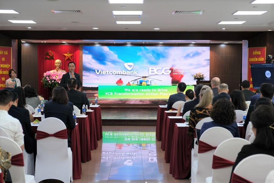 &Ocirc;ng Il-Dong Kwon - Tổng Gi&aacute;m đốc v&agrave; Th&agrave;nh vi&ecirc;n hợp danh c&ocirc;ng ty BCG ph&aacute;t biểu tại buổi Lễ.