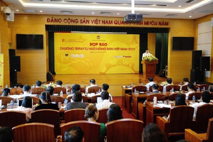 &Ocirc;ng&nbsp; Phạm Tiến Nam, Ph&oacute; Chủ tịch Trung ương Hội N&ocirc;ng d&acirc;n Việt Nam ph&aacute;t biểu tại buổi họp b&aacute;o.