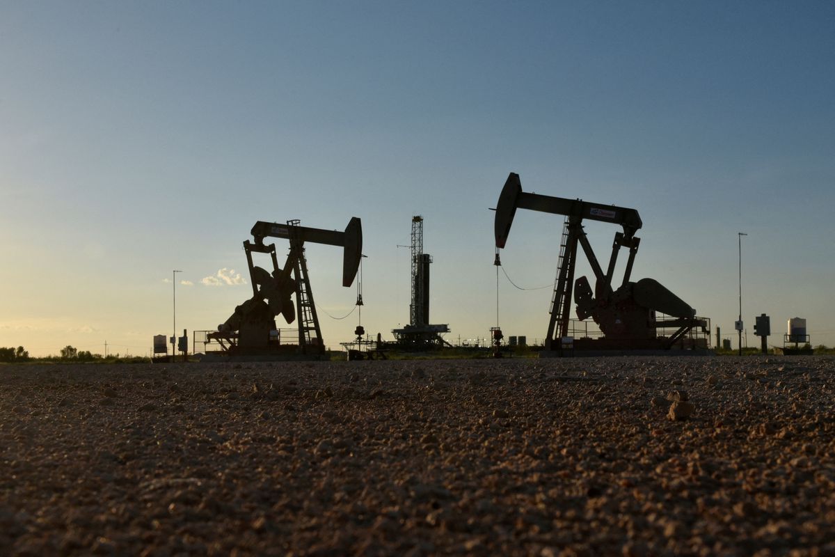Giảm 2 triệu thùng dầu/ngày, OPEC+ xung đột mạnh với phương Tây
