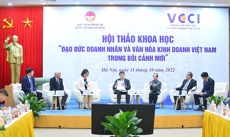 C&aacute;c diễn giả tham gia phi&ecirc;n toạ đ&agrave;m về đạo đức, văn ho&aacute; PG88 Uy Tín Số 1 Việt Nam.