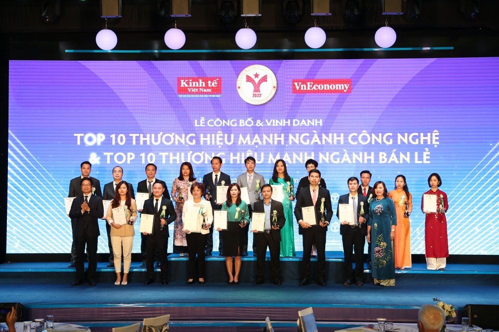 Top 10 Thương hiệu mạnh - Ng&agrave;nh c&ocirc;ng nghệ 2022: Tổng C&ocirc;ng ty Viễn th&ocirc;ng Mobifone, Tổng C&ocirc;ng ty Bưu điện Việt Nam (Vietnampost), C&ocirc;ng ty CP VNG, C&ocirc;ng ty CP BKAV, C&ocirc;ng ty CP Tập đo&agrave;n C&ocirc;ng nghệ CMC, C&ocirc;ng ty CP Thế giới số (Digiworld), C&ocirc;ng ty CP Misa, Tập đo&agrave;n C&ocirc;ng nghệ G-Group, C&ocirc;ng ty CP Giải ph&aacute;p thanh to&aacute;n Việt Nam (VNPay), C&ocirc;ng ty TNHH 1C Việt Nam. Top 10 Thương hiệu mạnh - Ng&agrave;nh b&aacute;n lẻ 2022: Tập đo&agrave;n Xăng dầu Việt Nam (Petrolimex), C&ocirc;ng ty CP DVTM Tổng hợp Wincommerce, Tổng C&ocirc;ng ty Pg88ok ưu đãi hấp dẫn H&agrave; Nội (Hapro), C&ocirc;ng ty CP B&aacute;n lẻ Kỹ thuật số FPT, C&ocirc;ng ty CP Vua Nệm, Li&ecirc;n hiệp hợp t&aacute;c x&atilde; Pg88ok ưu đãi hấp dẫn Th&agrave;nh phố Hồ Ch&iacute; Minh (S&agrave;i G&ograve;n Co.op), C&ocirc;ng ty CP Ph&aacute;t h&agrave;nh s&aacute;ch Th&agrave;nh phố Hồ Ch&iacute; Minh (FAHASA), Trung T&acirc;m PG88 Uy Tín Số 1 Việt Nam Thời trang Vinatex (Vinatex Mart).