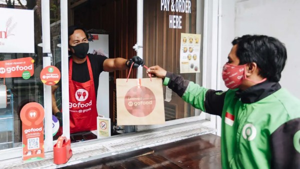 Gojek nỗ lực chống lạm phát tại Indonesia
