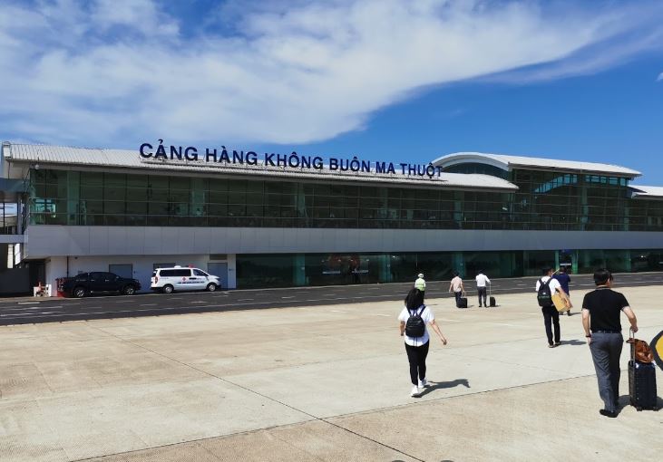 Sân bay Buôn Ma Thuột hiện đã vượt quá công suất thiết kế cùng nhiều hạng mục công trình chính bị quá tải. 