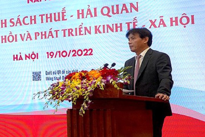 Ph&oacute; Tổng cục trưởng Đặng Ngọc Minh ph&aacute;t biểu tại diễn đ&agrave;n.