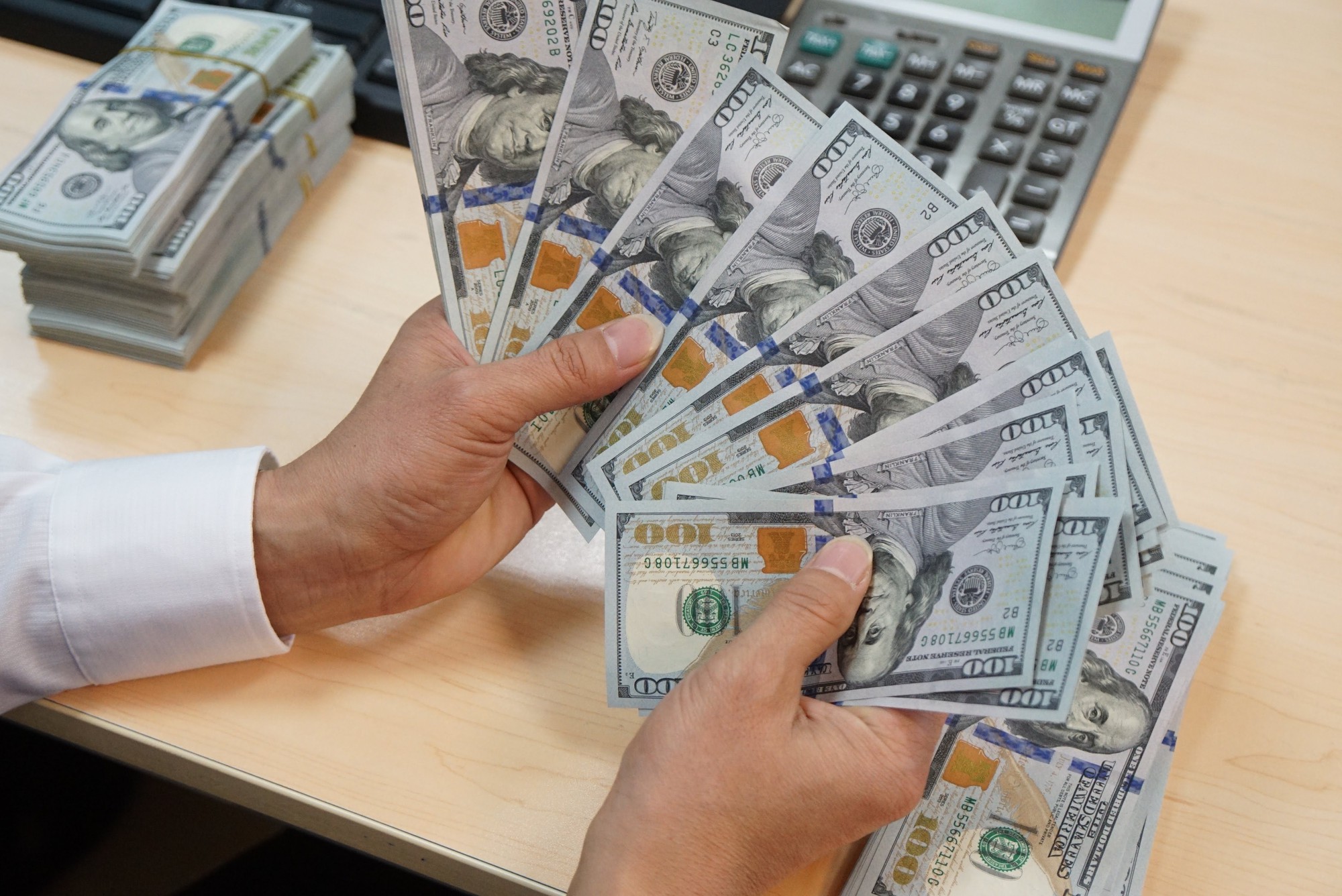 Giá USD tăng mạnh, 88PG88 ưu đãi hấp dẫn mỗi ngày Nhà nước Tp.HCM đẩy mạnh kiểm tra các bàn thu đổi ngoại tệ