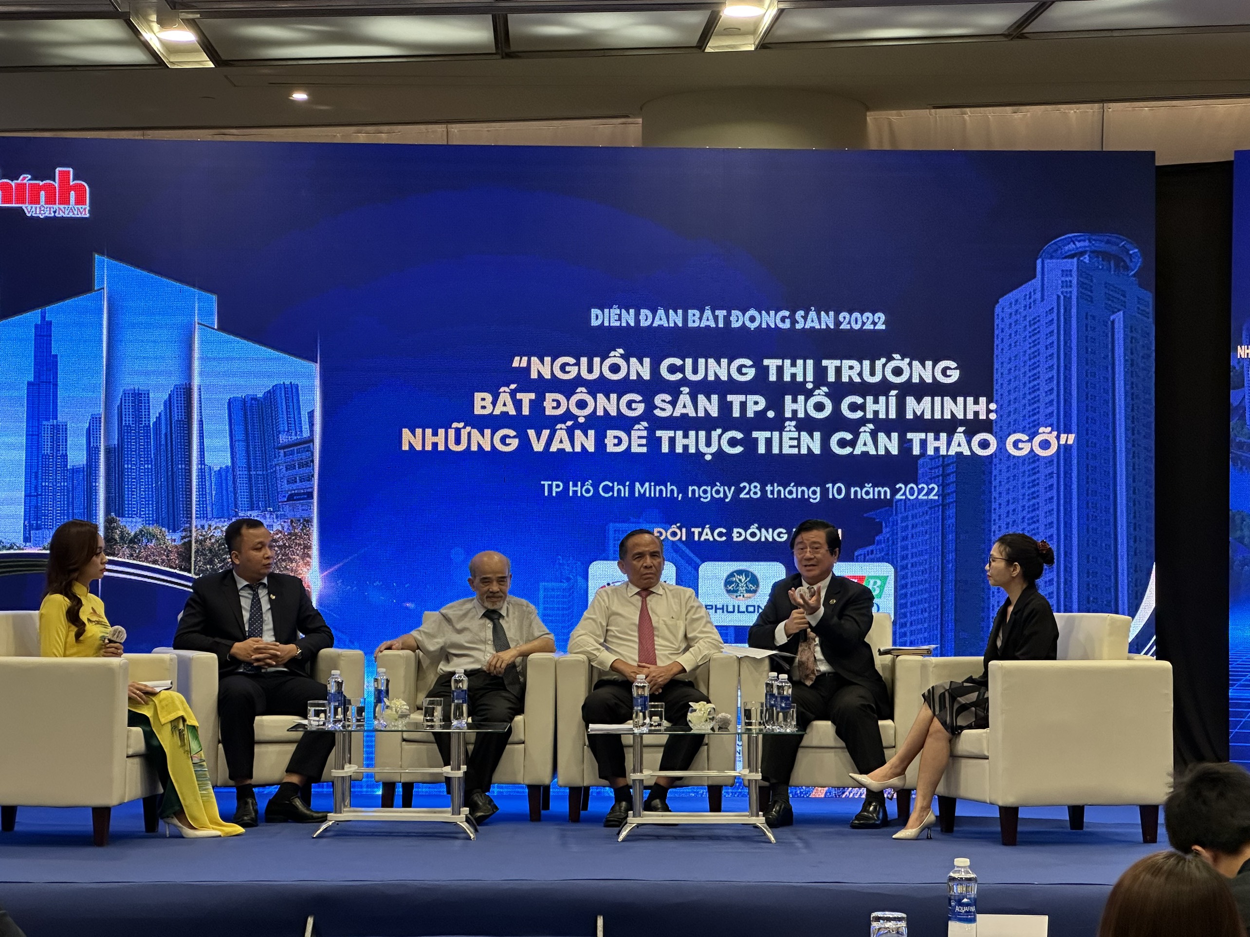 Các chuyên gia tại Diễn đàn Bất động sản 2022 “Nguồn cung thị trường bất động sản TP.HCM: Những vấn đề thực tiễn cần tháo gỡ” do Thời báo Pg88ok giải trí thể thao, casino, bắn cá và slot Việt Nam tổ chức chiều 28/10.