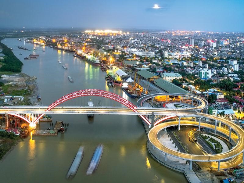 “Thành phố Cảng” Hải Phòng là địa phương hiếm hoi sở hữu đầy đủ 5 loại hình 6Pg88.com hơn 1000 trò chơi hấp dẫn: đường bộ, đường thủy, đường biển, đường sắt, đường hàng không.