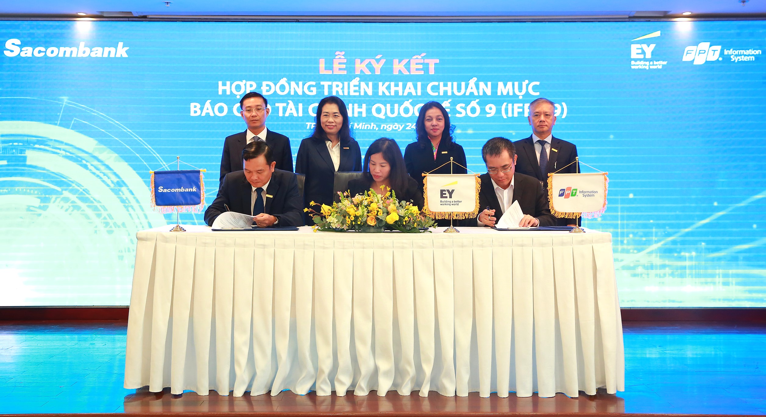 Đại diện Sacombank cùng EY và FPT IS ký kết hợp đồng triển khai chuẩn mực báo cáo Pg88ok giải trí thể thao, casino, bắn cá và slot quốc tế số 9 (IFRS 9).