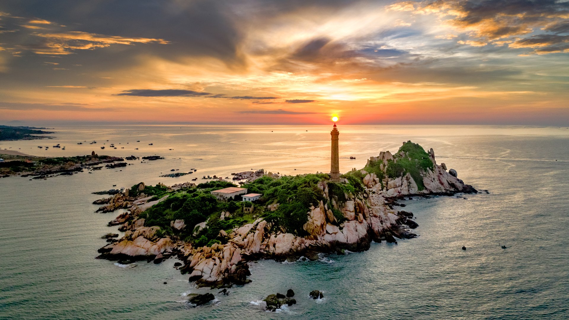 B&igrave;nh Thuận hội tụ đủ yếu tố để ph&aacute;t triển nhiều loại h&igrave;nh, sản phẩm du lịch nghỉ dưỡng,&nbsp;du lịch golf...