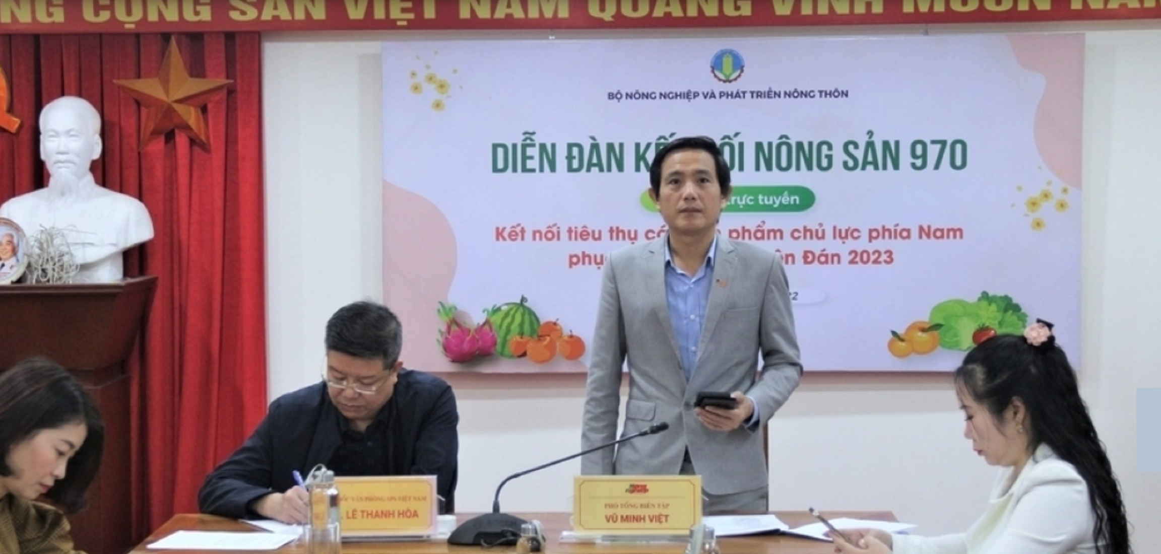 Điểm cầu Diễn đ&agrave;n tại H&agrave; Nội