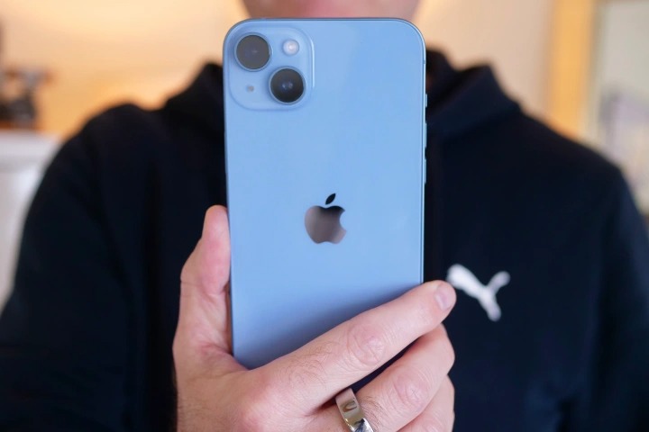 5 mẫu iPhone tệ nhất mọi thời đại, trong đó có cả iPhone 14 Plus