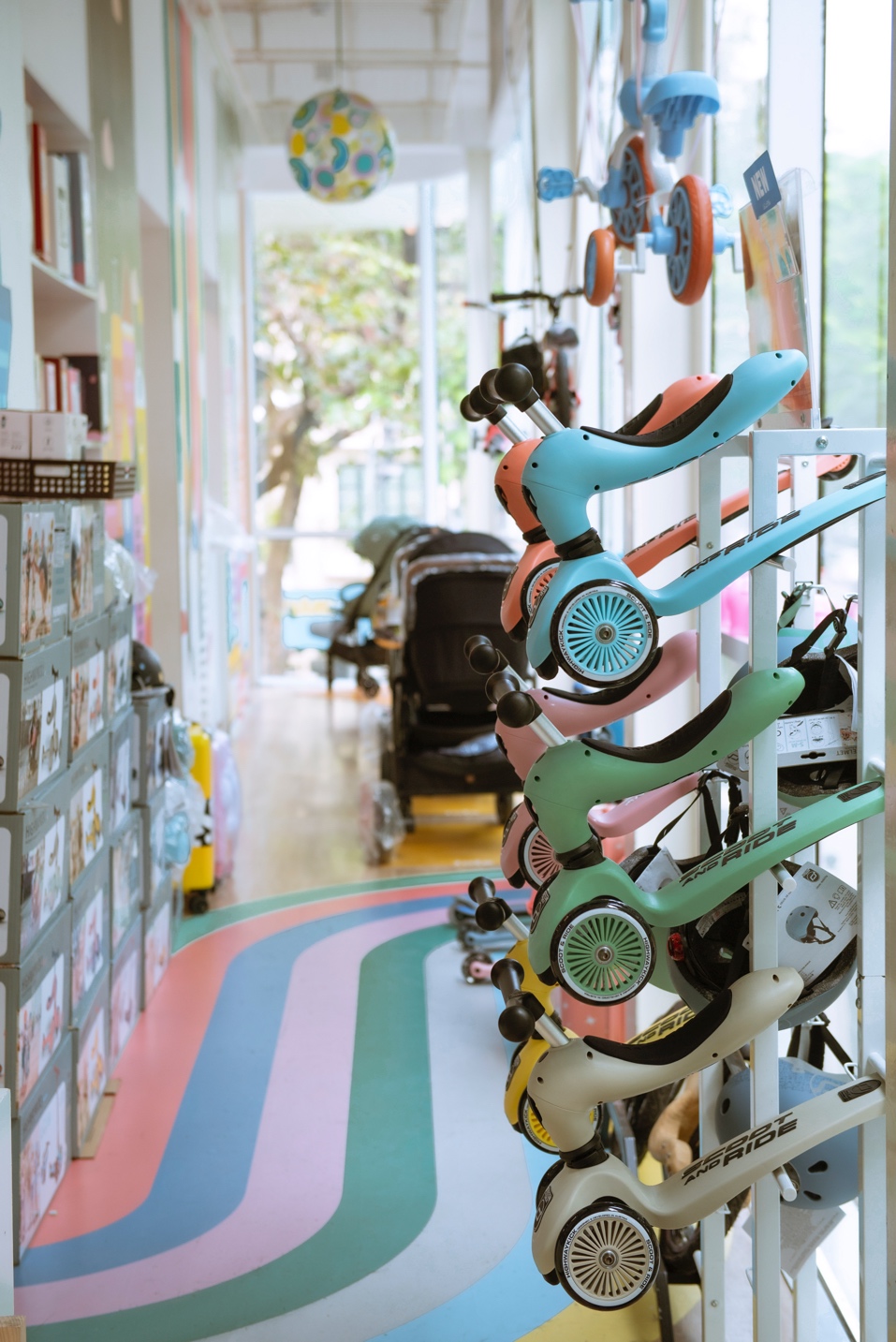 &nbsp;&nbsp;&nbsp;&nbsp;&nbsp;&nbsp;&nbsp;&nbsp;&nbsp;&nbsp;&nbsp;&nbsp;&nbsp;&nbsp;&nbsp;&nbsp;&nbsp;&nbsp;&nbsp;&nbsp;&nbsp;&nbsp;&nbsp;&nbsp;&nbsp;&nbsp;&nbsp; Một g&oacute;c của Showroom Soc&Brothers.