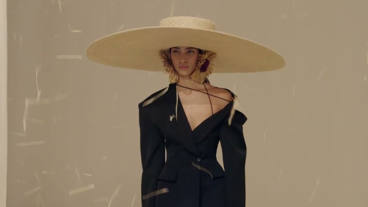 BST Xuân - Hè 2023 của Jacquemus: mùa hè bền vững