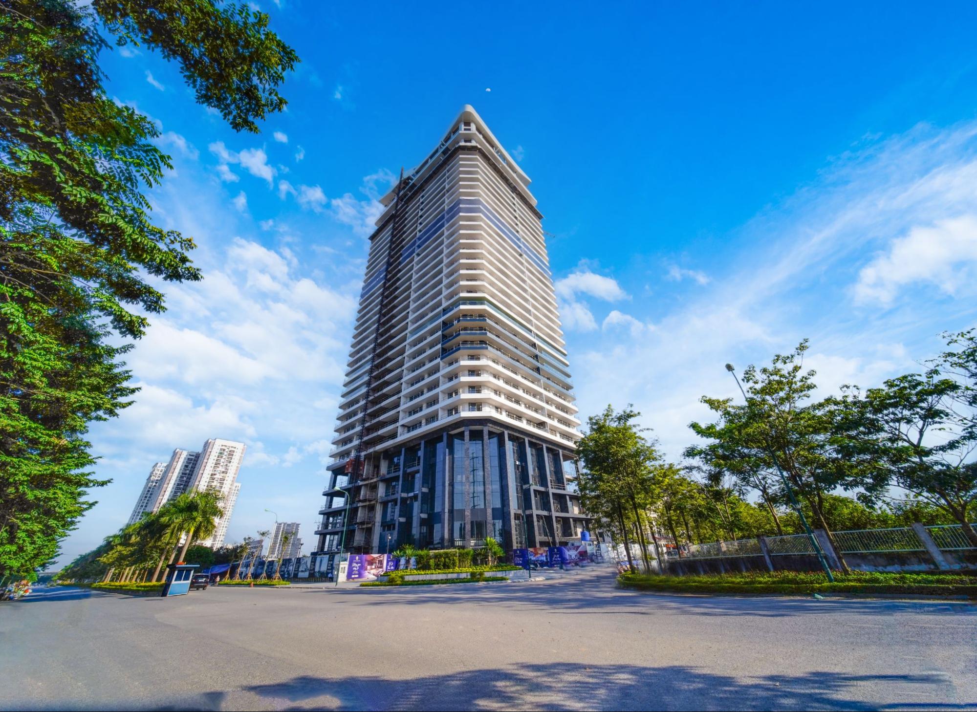 Sunshine Golden River đang gấp r&uacute;t ho&agrave;n thiện những hạng mục cuối c&ugrave;ng, dự kiến b&agrave;n giao v&agrave;o qu&yacute; 1/2023.