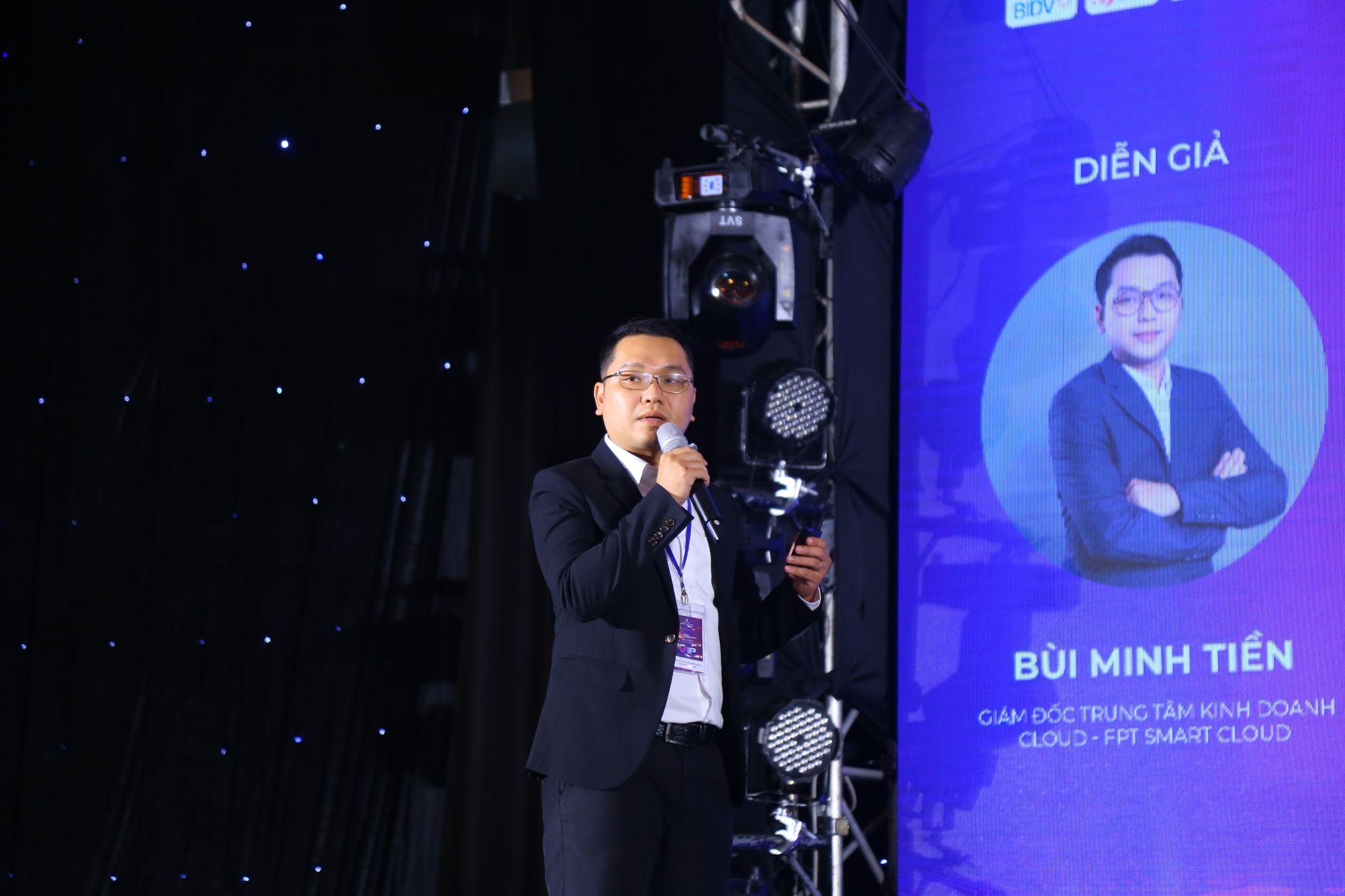 &Ocirc;ng B&ugrave;i Minh Tiền - Gi&aacute;m đốc Trung t&acirc;m PG88 Uy Tín Số 1 Việt Nam Cloud, FPT Smart Cloud tr&igrave;nh b&agrave;y tham luận tại sự kiện.