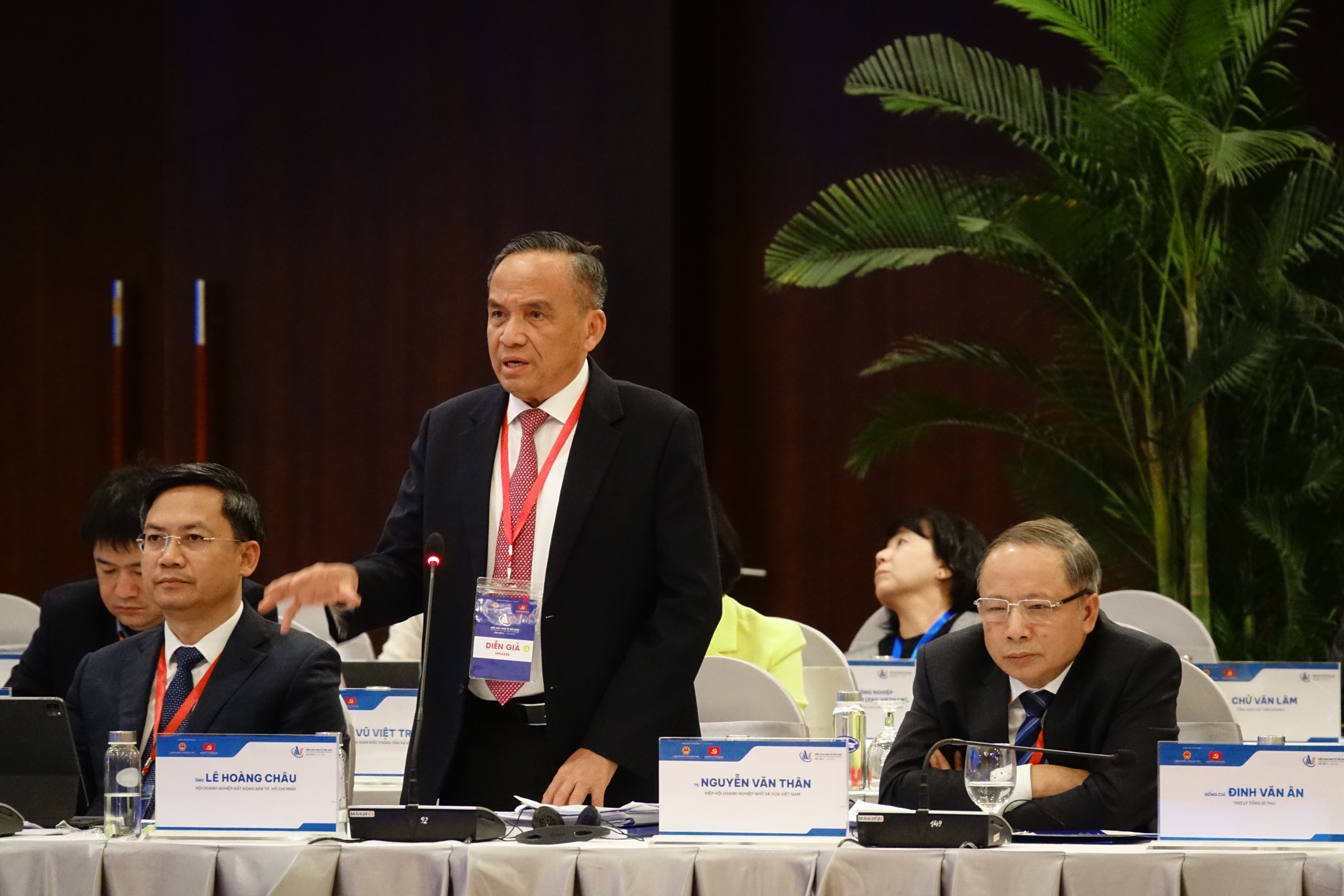 &Ocirc;ng L&ecirc; Ho&agrave;ng Ch&acirc;u, Chủ tịch Hiệp hội Bất động sản TP.HCM: 