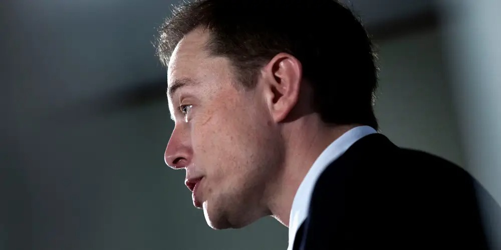 Cổ phiếu Tesla đang bị bán tháo mạnh nhất kể từ khi IPO năm 2010