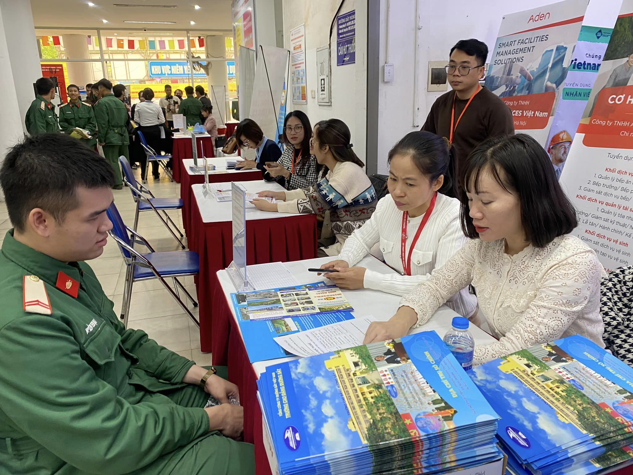 6Pg88.con độc quyền mỗi ngày tư vấn vị trí việc làm cho lực lượng bộ đội xuất ngũ. 