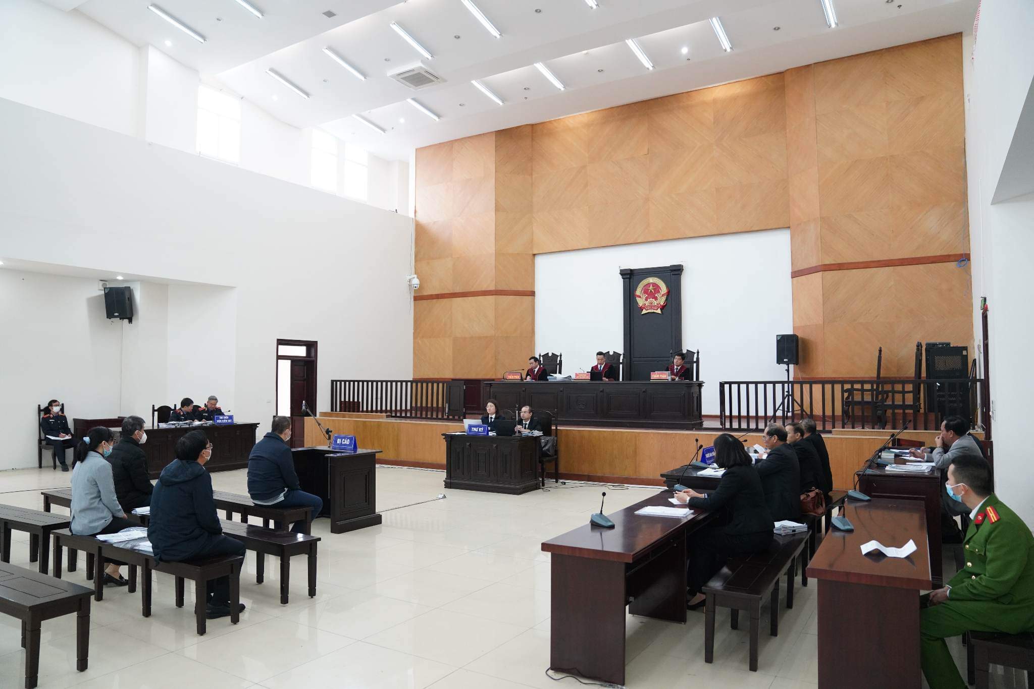 Quang cảnh phi&ecirc;n t&ograve;a ph&uacute;c thẩm.