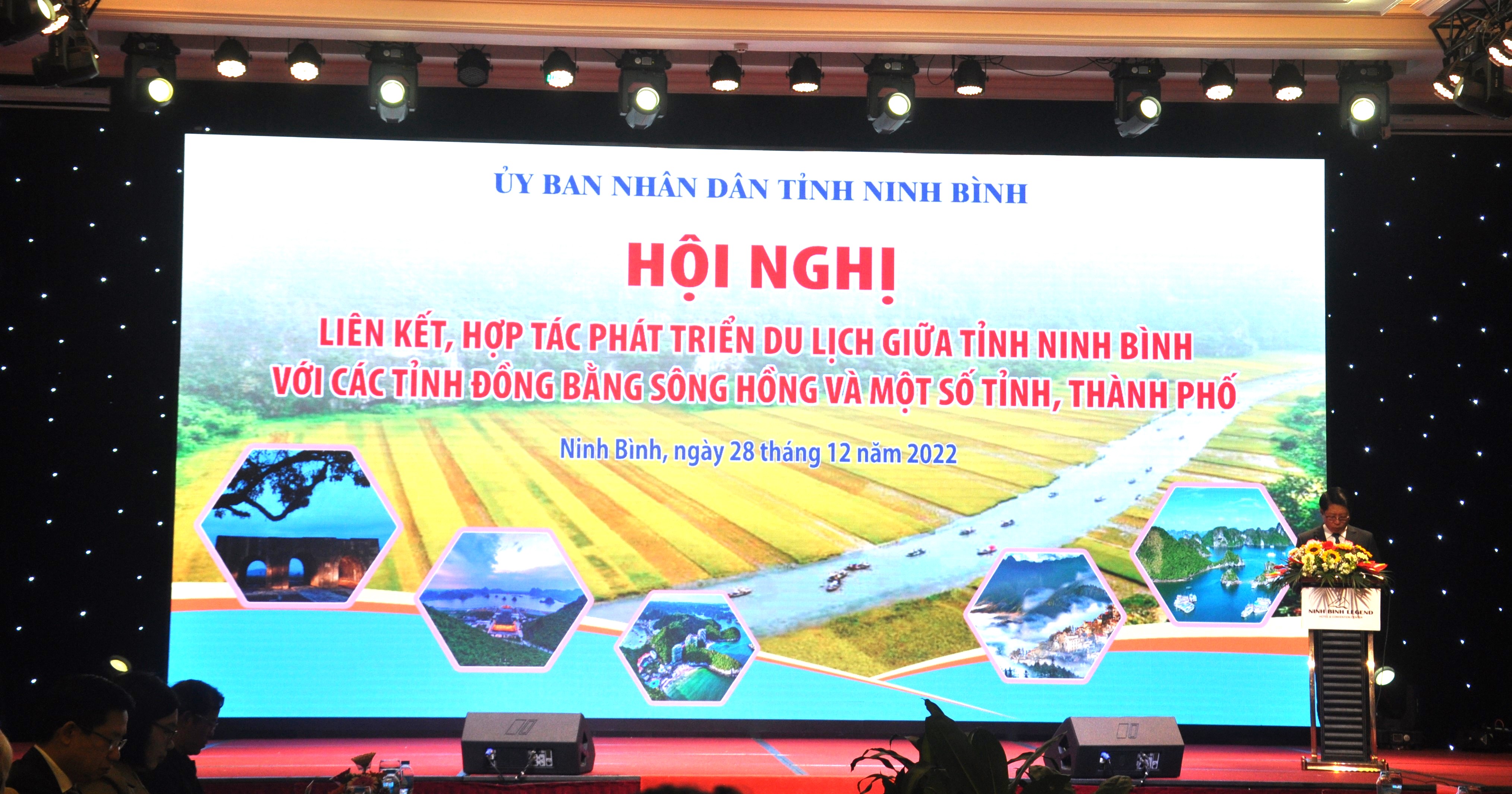 Ninh Bình đẩy mạnh liên kết vùng để phát triển ngành công nghiệp không khói
