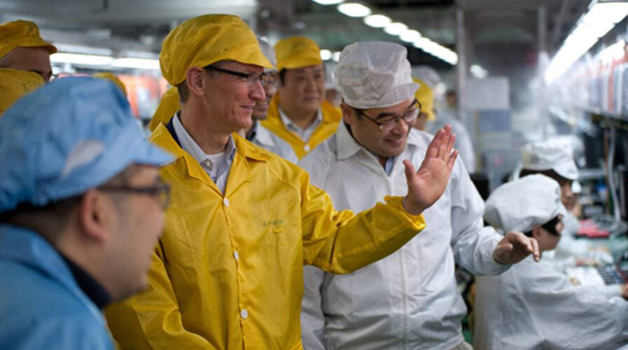 Dự đoán tương lai của Apple và Foxconn năm 2023 
